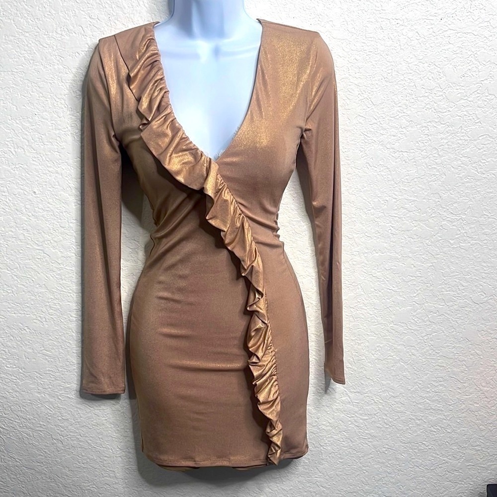 Lovers + Friends NWT Gorgeous Gold Shimmer Mini-Dress, Size Small. Polyester